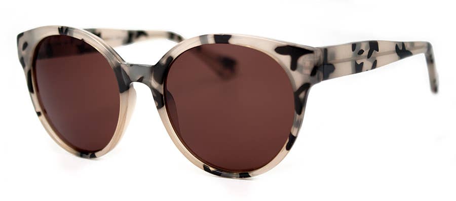 Millie - Sunglasses: rectangular frame in tortoiseshell pattern with brown tinted lenses