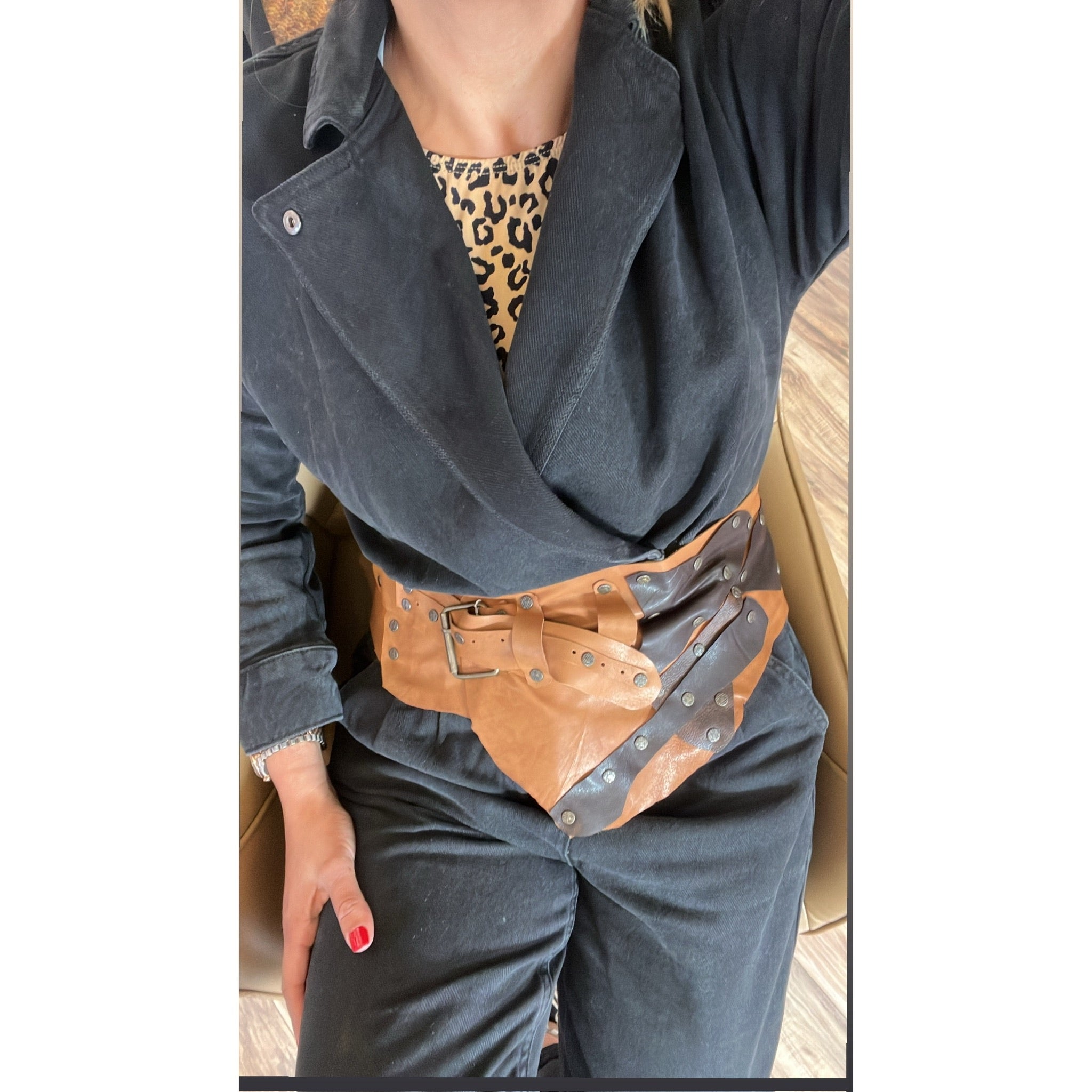 Leather Belt - handmade: tan leather belt with rectangular gold buckle and stitched edges
